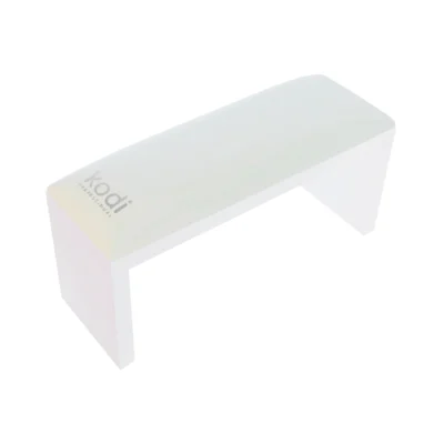 Kodi Armrest on white legs "Ivory"